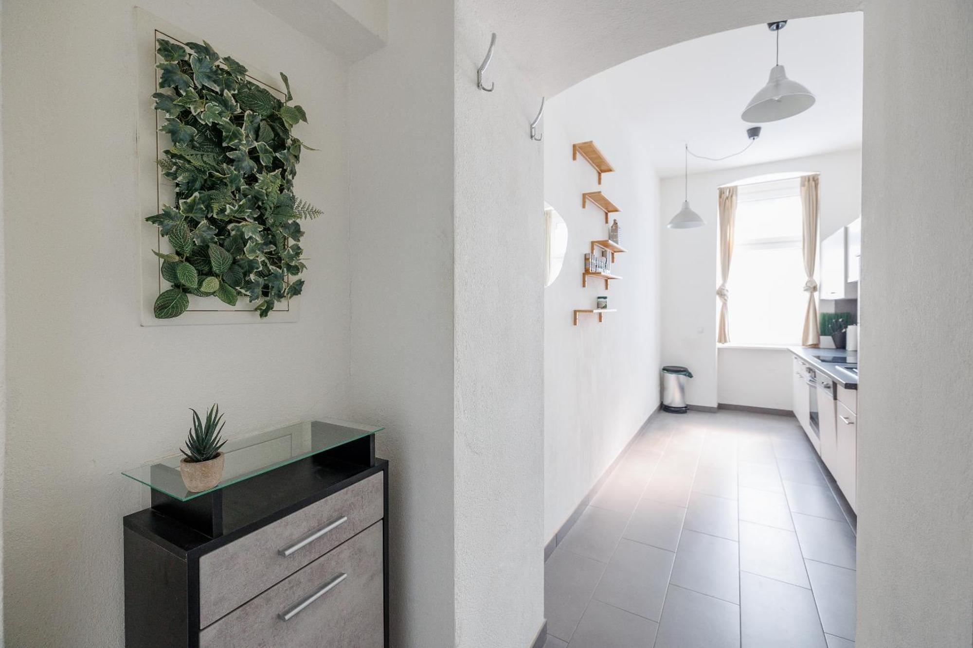 Modern City Apartment In Відень Екстер'єр фото