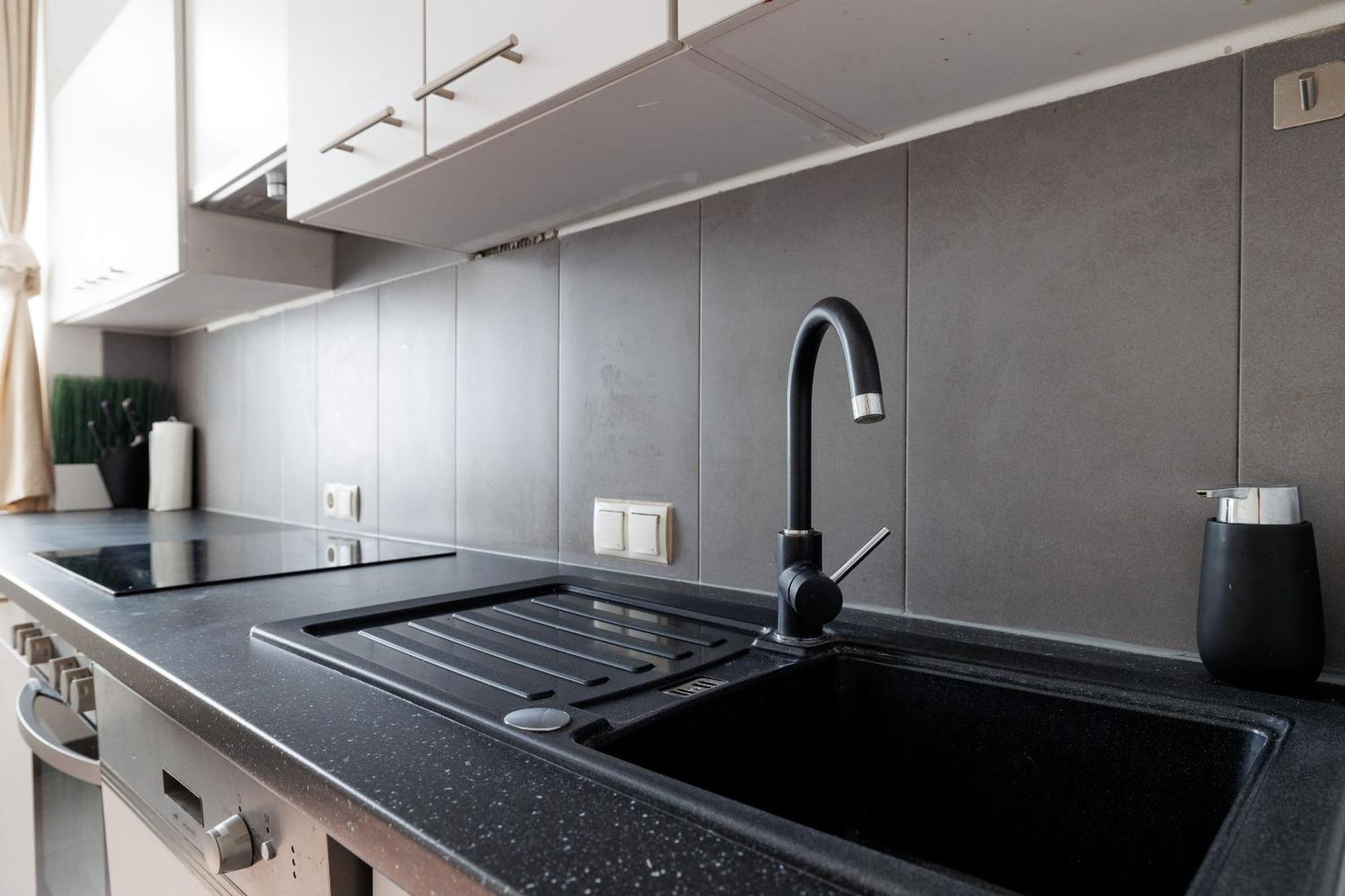 Modern City Apartment In Відень Екстер'єр фото